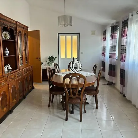Superbe Maison بيت للعطل